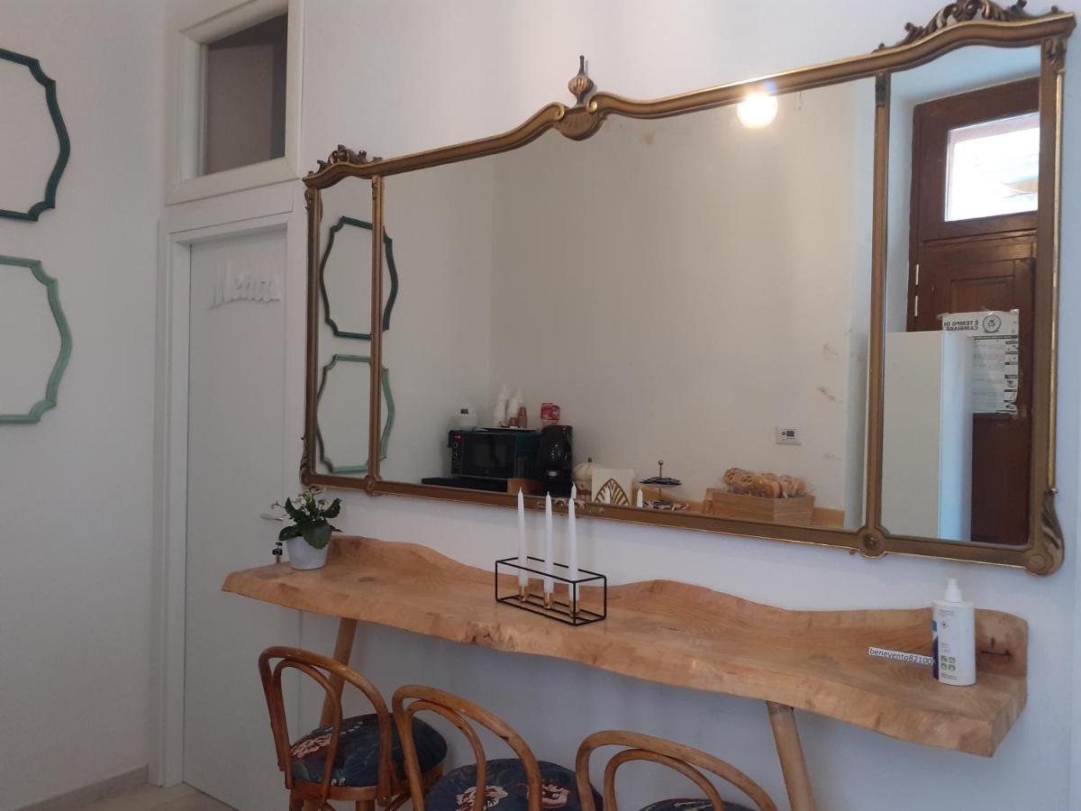 Arco Del Sacramento Casa Vacanze Bénévent Extérieur photo